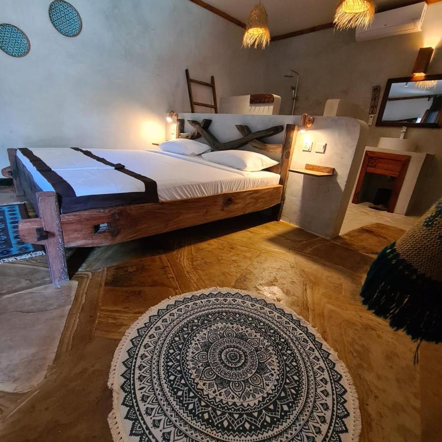 Mambo Cabana Pwani Mchangani Exteriör bild