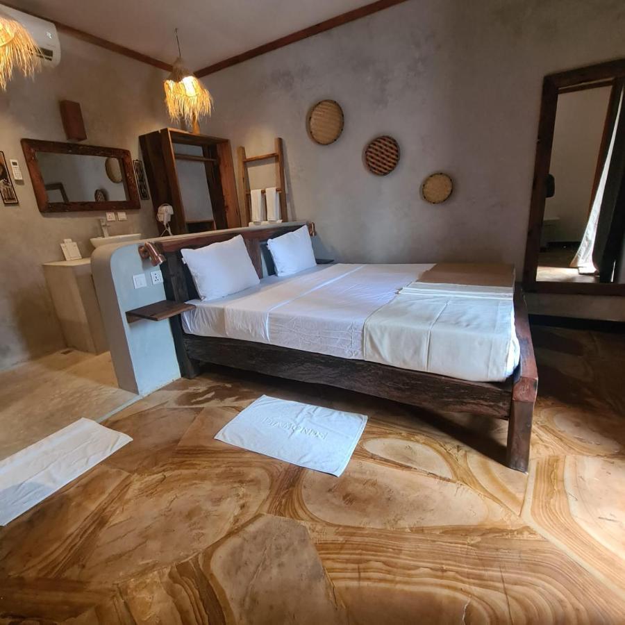 Mambo Cabana Pwani Mchangani Exteriör bild