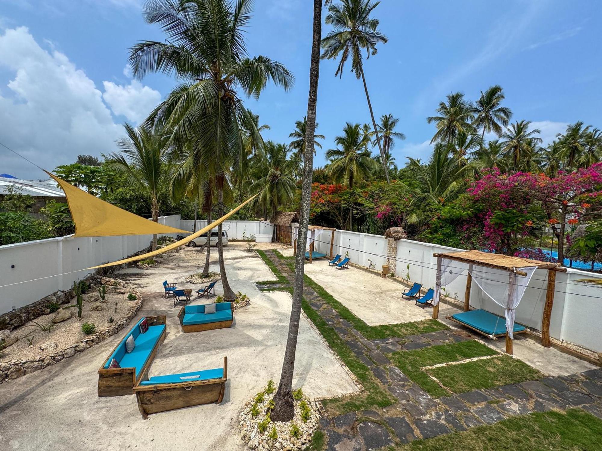 Mambo Cabana Pwani Mchangani Exteriör bild