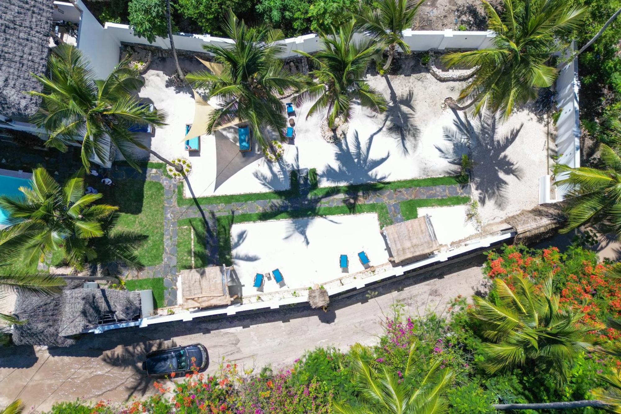 Mambo Cabana Pwani Mchangani Exteriör bild